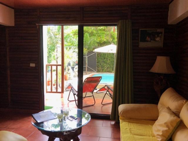 Casa Toucan Mit Privat Pool Near Np Ballena Увита Экстерьер фото
