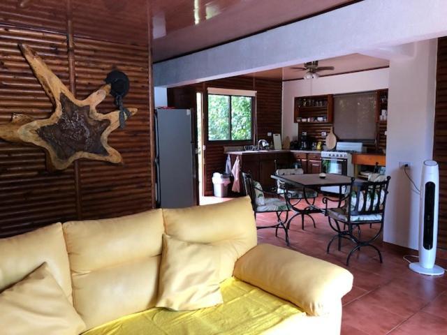 Casa Toucan Mit Privat Pool Near Np Ballena Увита Экстерьер фото